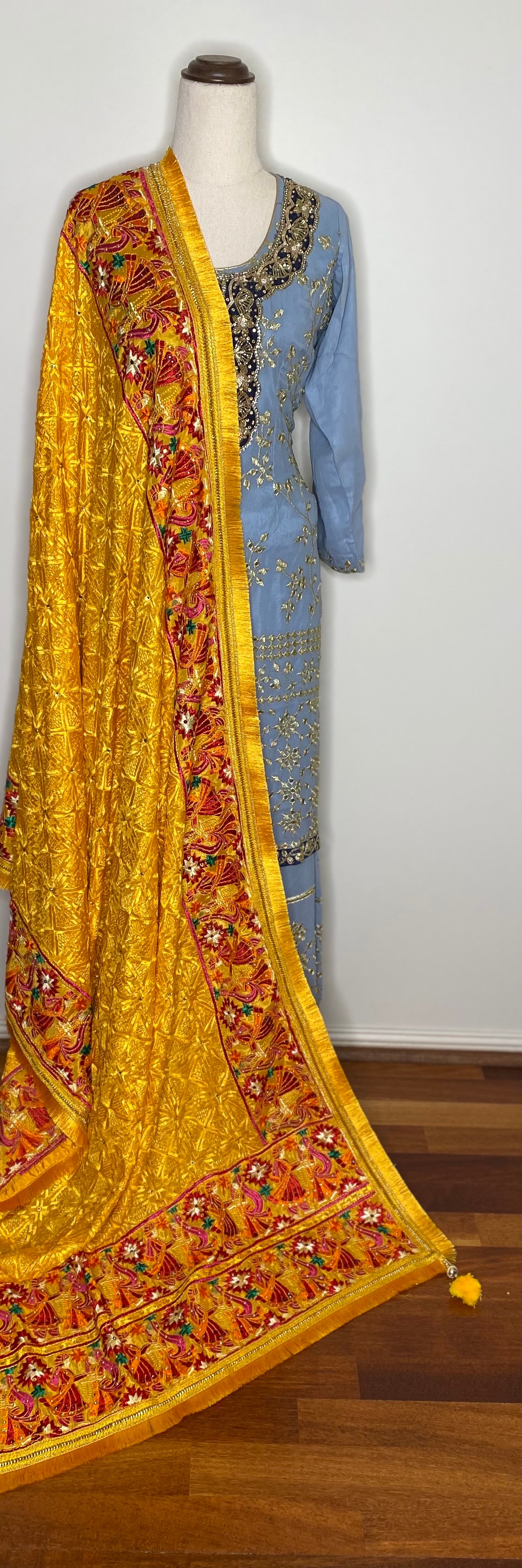 Sirat phulkari (yellow)