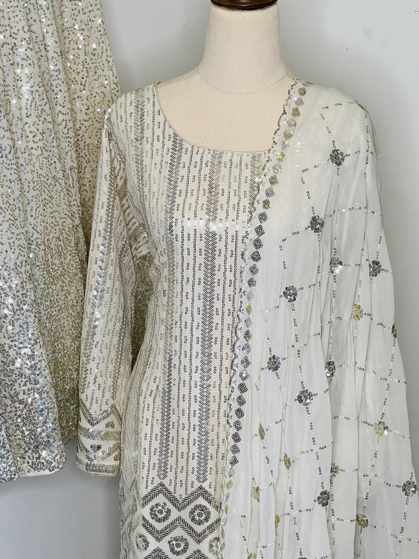 Seerat Sharara suit (size 50 )