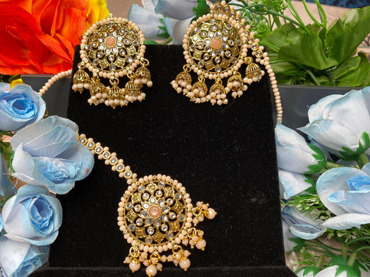 Sonam Tikka Set
