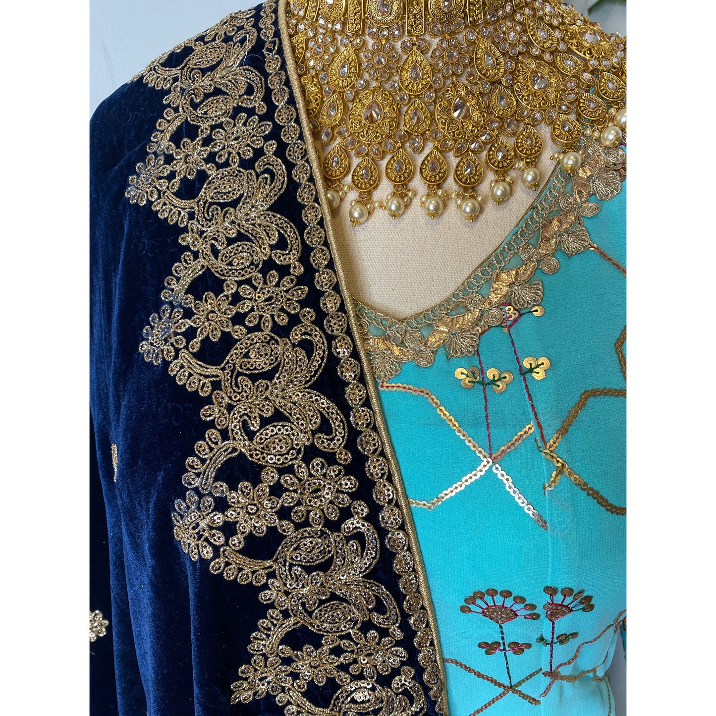 Nimo velvet shawl (navy blue)