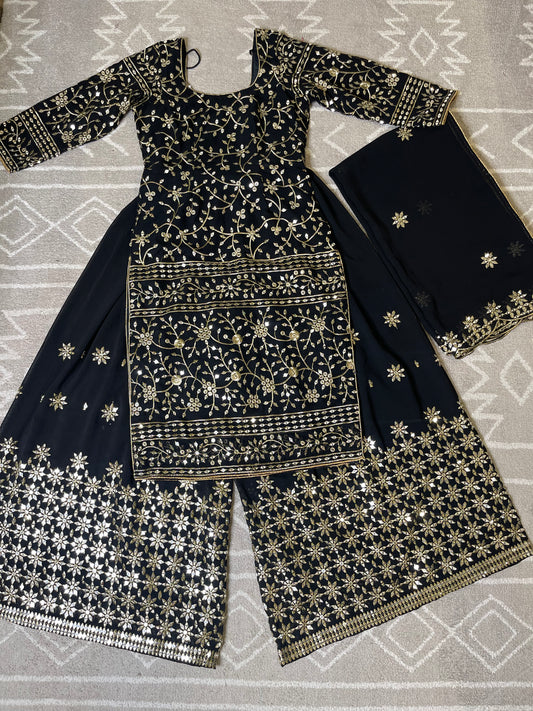 Gunbeer sharara suit
