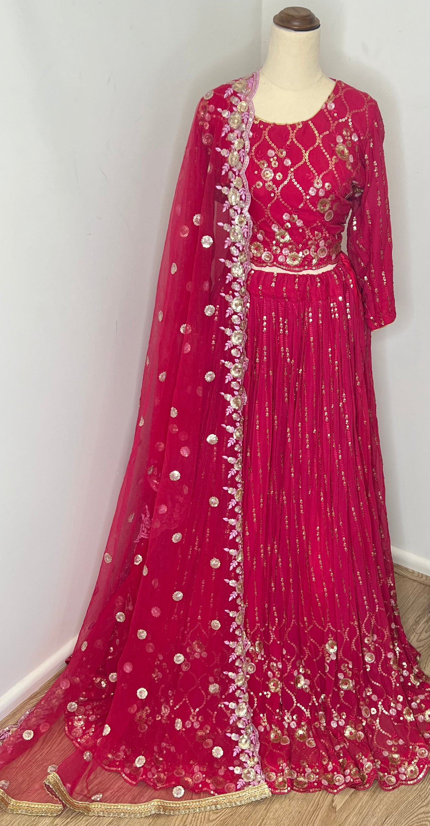 Arshdeep Lehenga