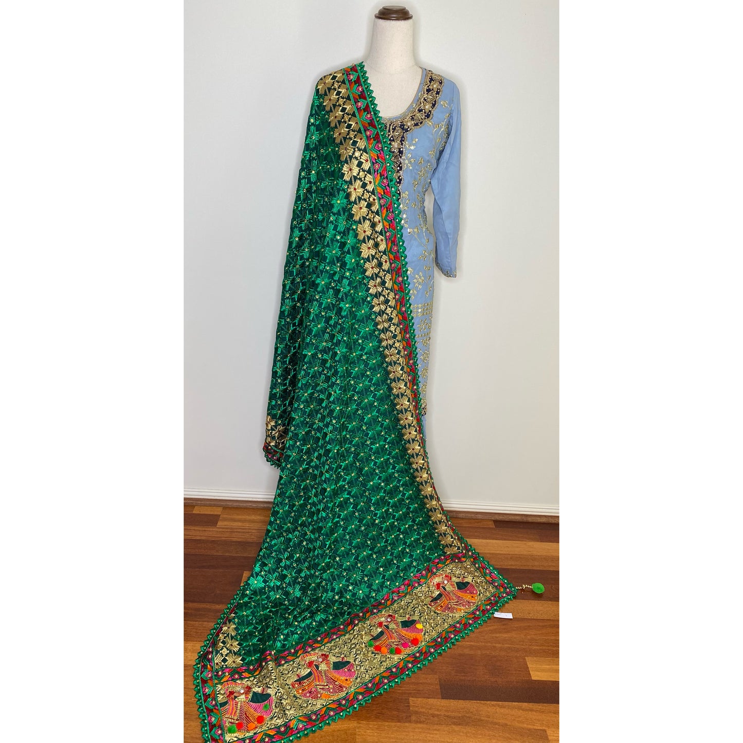 Manmeet phulkari (bottle Green)