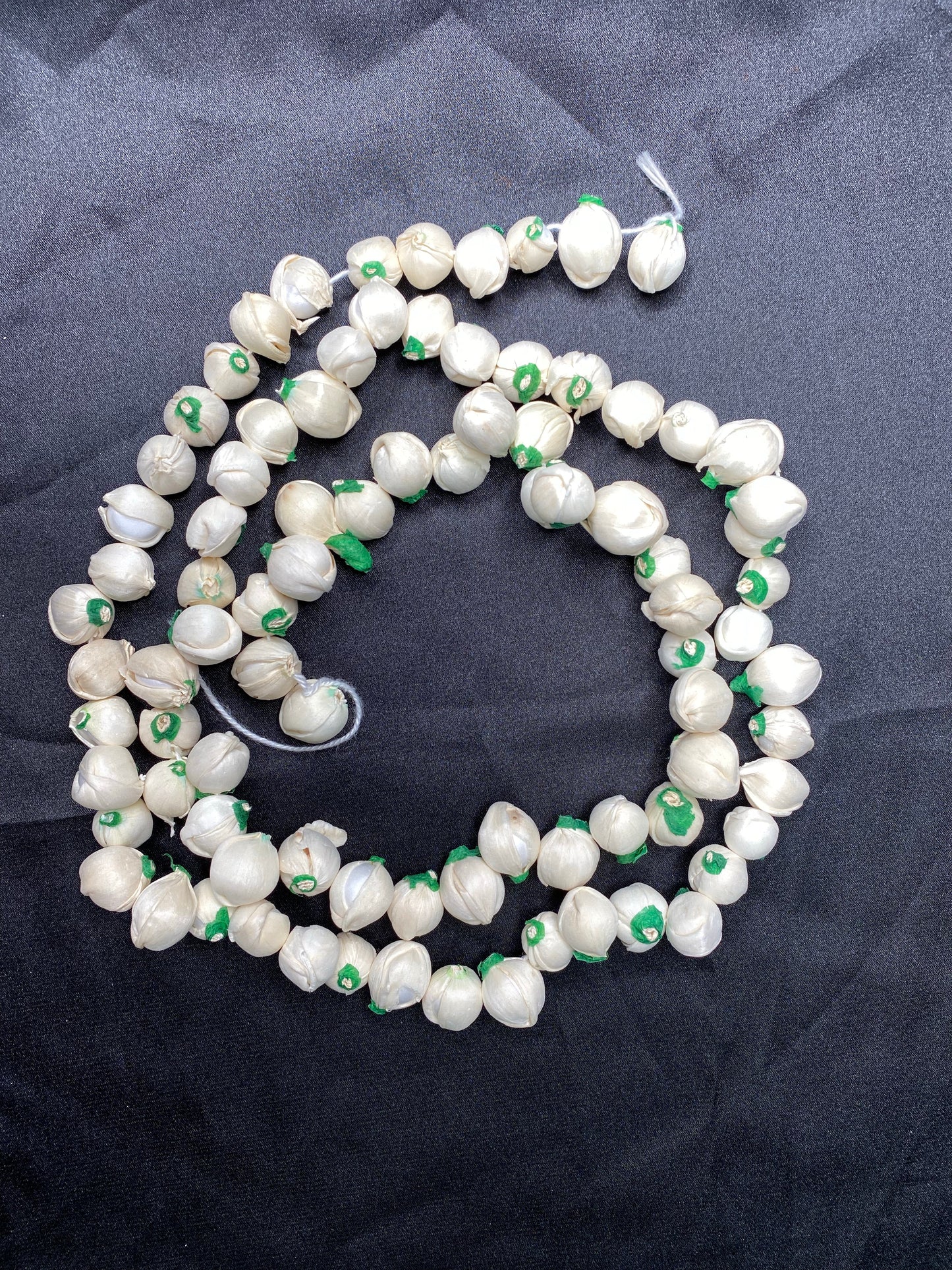 Hair accessories (white)