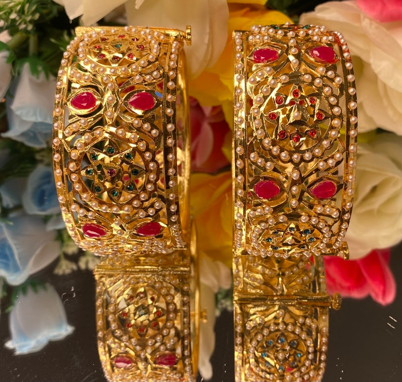 Preet Bangles (Ruby)